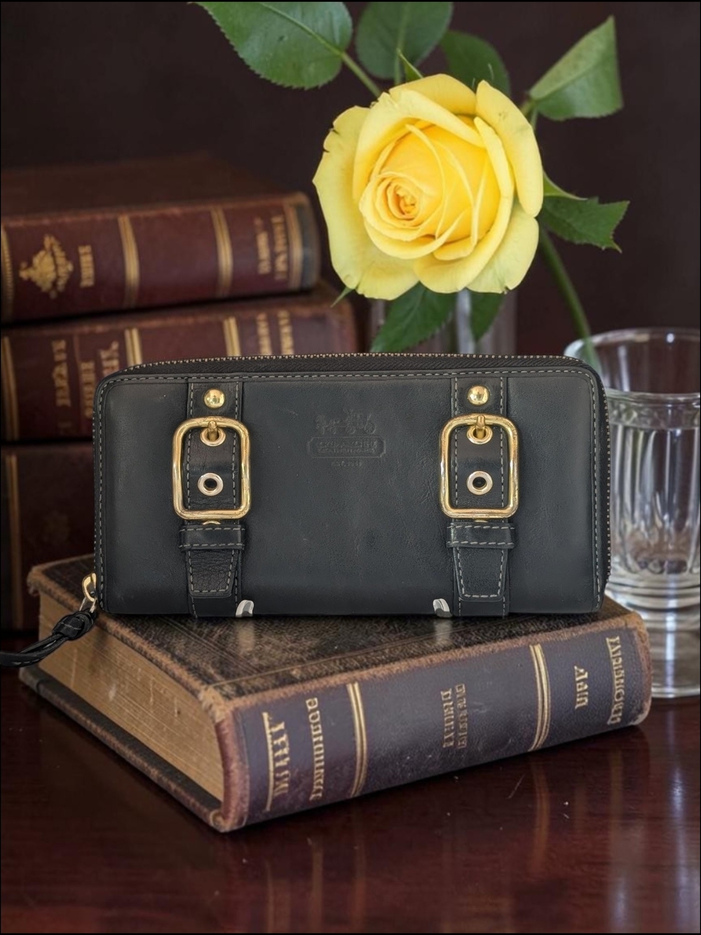 Coach Vintage Leatherware Zoe Soho Black Zip-Around  Wallet